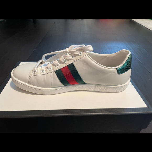 Gucci Ace Sneaker with Crystal Arrow Size 36 1/2 - Picture 5 of 10